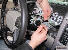 Oct 29, 2021 · how do you unlock a steering wheel with a screwdriver? How To Unlock The Steering Wheel Without A Key