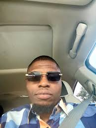 Trending : Songs from Wizkid's MLLE album are gradually reaching THE TARGET  AUDIENCE! Renowned American actor, Kevin Hart has been spotted in a night  club happily dancing and singing to "Frames" from