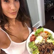 Julia Hibbert in people