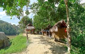 Statusquo.co.uk , wikipedia , lequomotive.free.fr , statusquofanclub.co.uk , statusquo.boards.net. Project Youth Departing From Malaysia S Status Quo Ideas