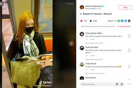 Langkah pertama dalam membuat sketsa gambar burung merak adalah dengan membuat gambar lingkaran. Video Viral Seniman Melukis Orang Orang Yang Memakai Masker Di Kereta Halaman All Kompas Com