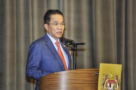 He was the member of the parliament of malaysia for the sandakan constituency in sabah from 2008 until his defeat in the 2013 election. Minister Confirms Osa Will Go But Parts To Live On In New Info Freedom Law Malaysia Malay Mail