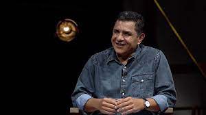 Jorge iván ospina (born october 1965 in cali, colombia) is a former colombian senator and current mayor of santiago de cali, the third largest city in colombia and the economic hub for southwestern colombia. Amparame Dios Mio Jorge Ivan Ospina Veo Telepacifico