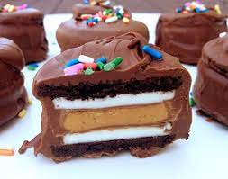 25 Epic Dessert Mashup Recipes To Satisfy All Of Your Cravings Recipe Desserts Homemade Fudge Recipes Fudge Recipes