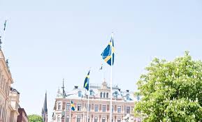 Såväl nationaldagen som svenska flaggan står för. Guide Har Kan Du Fira Sveriges Nationaldag Res Se