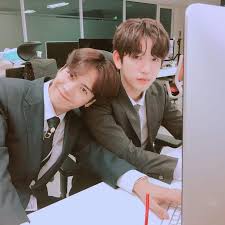 eng sub got7 jackson and jinyoung is flower intern at dingo. 9 Potret Bromance Ala Jackson Dan Jinyoung Line 94 Di Got7