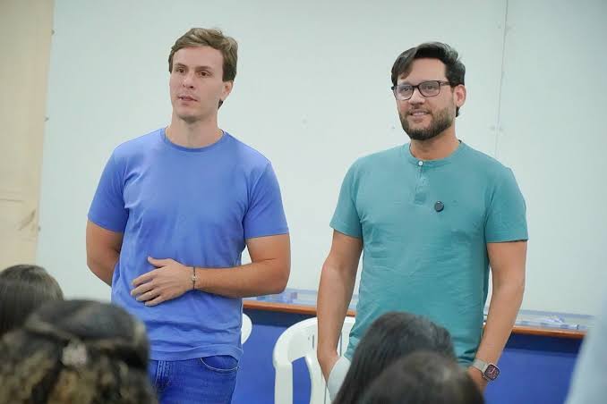 No Sertão, Gilmar Júnior aproxima Miguel Coelho das demandas da enfermagem - Blog Cenário