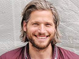 Jun 10, 2021 · seit über 20 jahren steht sebastian ströbel erfolgreich vor der kamera. Bergretter Schauspieler Spendet Fur Krebszentrum Der Universitatsmedizin Gottingen Gottingen