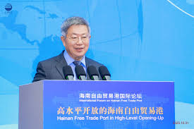 迟福林：高标准建设海南自由贸易港，加快打造重要开放门户- 中国日报网