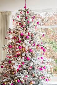 Romantic Tree With Hot Pink Blush And Gold Ornaments For Christmas Just For Two Beautiful Christmas Trees Pink Christmas Tree Beautiful Christmas