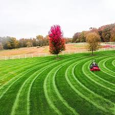How to turn a zero turn mower without causing turf damage. Why Zero Turn Zero Turn Lawn Mowers