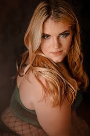 Jocelyn Andrzejewski's Instagram, Twitter & Facebook