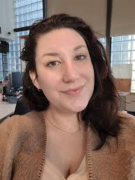 Who here has tried the morphe 2 skin tint? How does it compare to other  ones like the Mac face and body?