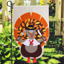 Give thanks & decorate this thanksgiving with vintage decor & folk art from traditions! Fun Outdoor Thanksgiving Decor To Get Festive This Year