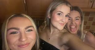 aine.mitchell (@aine.mitchell)