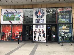 Réservez vos places et abonnements pour les matchs du psg football, handball et des féminines. Psg Store In Paris Cheap Online