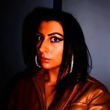 Charlotte Pickering's Instagram, Twitter & Facebook