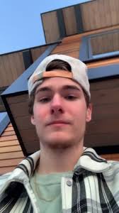 Chase Kirkpatrick's Instagram, Twitter & Facebook