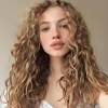 Curly hairstyles are beautiful, however, naturally curly hair can be a love/hate relationship, can't it? 3
