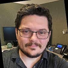 Joanne Tinder's Instagram, Twitter & Facebook