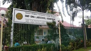 Pembahasan yang penulis susun masih bersifat terbuka. Mengintip Smp Idaman Para Ibu Kumparan Com