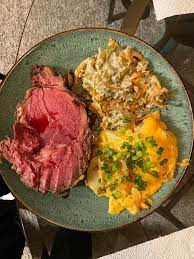 Learn how to make perfect prime rib recipe! Prime Rib Is Going To Be My Family Tradition For Sure This Came Out Perfect Album On Imgur