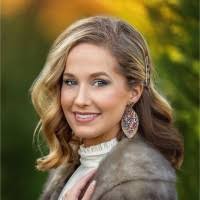 Kathryn Lacey's Instagram, Twitter & Facebook