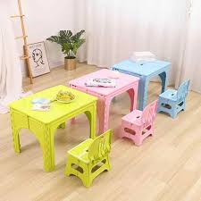 Tische und stühle für kinder kinder sind natürlich kleiner als erwachsene und brauchen daher ihrer körpergröße e. Baby Klapptisch Kindergarten Esstisch Und Stuhl Set Kinder Hause Kunststoff Schreiben Tisch Im Freien Tragbare Kleine Tisch Aliexpress