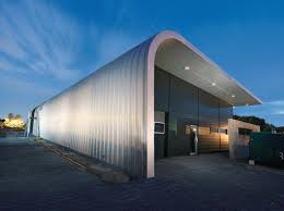 Wohnen Und Arbeiten Unter Einem Dach So Lautete Die Planungsaufgabe Eines Gewurzherstellers Fur Sein Neues Gebaude In Willich Gebaude Architektur Gewerbehalle
