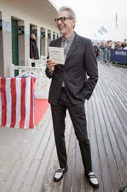 How To Be As Cool As Jeff Goldblum The Coolest Man Alive Best Dressed Man Nice Dresses Well Dressed Men