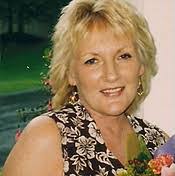 Marci Ross's Instagram, Twitter & Facebook