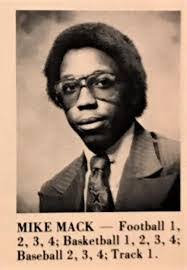 Daniel Desmet's Instagram, Twitter & Facebook