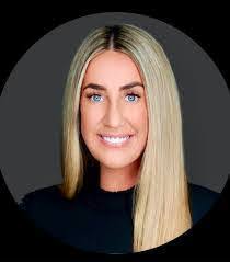 Rebecca Forand's Instagram, Twitter & Facebook