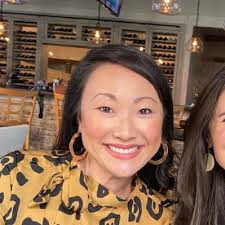 Beth Reeves Hoven (@BRHoven)