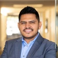 Benny Robles's Instagram, Twitter & Facebook