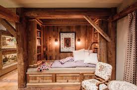 How to create a cozy reading nook. 20 Coziest Rustic Reading Nook Ideas For Winter Hibernation