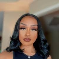 Mariah Dickerson's Instagram, Twitter & Facebook