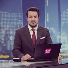 En 2017 estrenó su programa hola y adiós , que muestra historias sobre los pasajeros del aeropuerto internacional arturo merino benítez. Carlos Grage Carlosgrage1 Twitter
