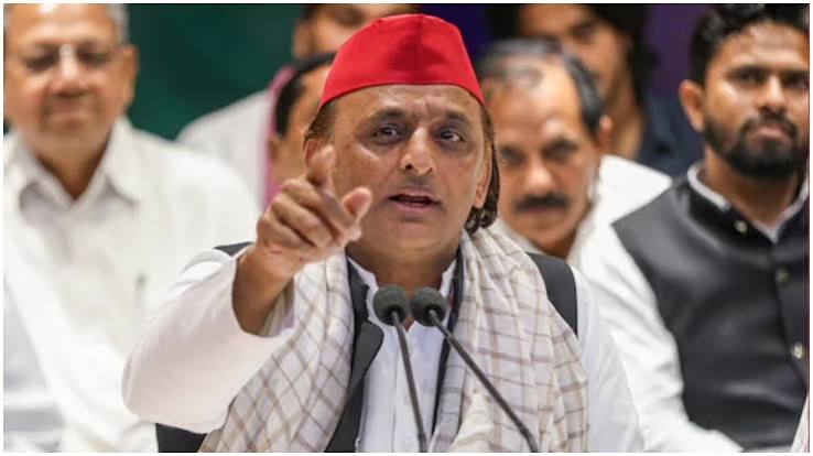 सपा प्रमुख ने दीये पर खर्च नहीं करने की दी सलाह, BJP बोली- वह अखिलेश नहीं एंथनी हैं - He is not Akhilesh but Anthony BJP slams SP Chief for his suggestion