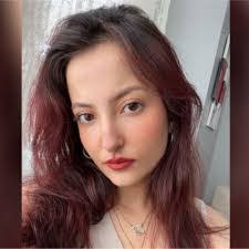 Annabelle Noble's Instagram, Twitter & Facebook