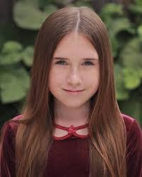 Alyssa Head's Instagram, Twitter & Facebook