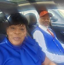 Yo lil pimpin if y'all need any help come pick me up and I got u or call me 