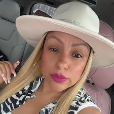 Kristina Langford's Instagram, Twitter & Facebook