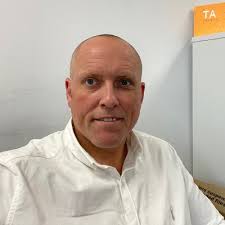 My drive for Veteran Owned UK has always been to elevate veteran-owned  businesses. It has never been as a thought of pity from the public for  those who have served, but by