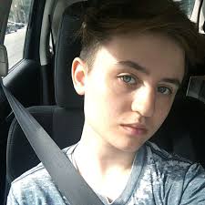 See more of chroniqueur ya beau gar on facebook. Je Pensais Que J Etais Transgenre Ici Radio Canada Ca