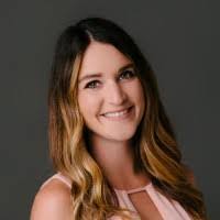 Alexandra Gilmore's Instagram, Twitter & Facebook