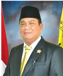 8 Remaja Perang Sarung Jelang Sahur