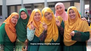 Pada tahun 2021 ini, tema hari guru ialah berguru demi ilmu, bina generasi baharu. Sambutan Hari Guru Smk Banggol 2016 Youtube