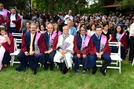 Öğrenciler anlatıyor serimizin bu bölümünde anadolu üniversitesi hukuk fakültesi öğrencisi damla, bizlere üniversitesini anlattı. Hukuk Fakultesi Mezuniyet Toreni 2018 Anadolu Universitesi