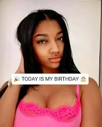 Angel reese- How will you feel if you finally meet me in person 🌹❤️